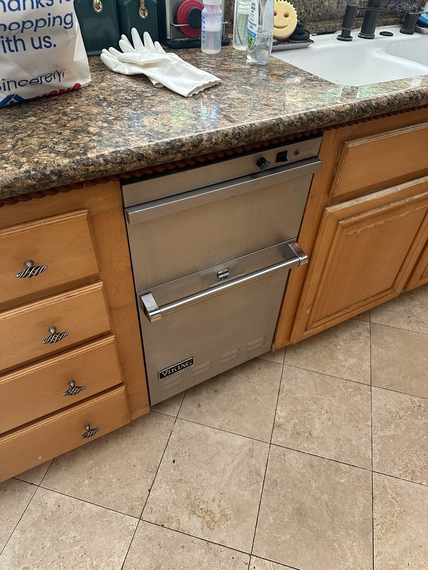 Viking Professional 18 inch trash compactor