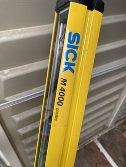 SICK PSD02-2301 (M4000) Multiple Light Safety Device