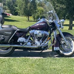 2005 Harley Davidson Road King classic