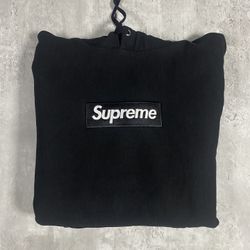Supreme Box logo Size Small