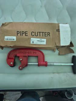Pipe cutter