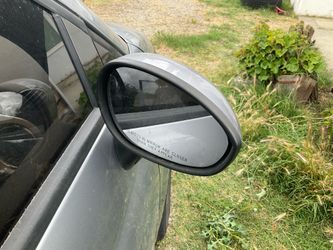 2012-2017 FIAT 500e 2door, Right passenger side power door mirror OEM USED