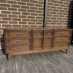 MCM 9 Drawer Dresser