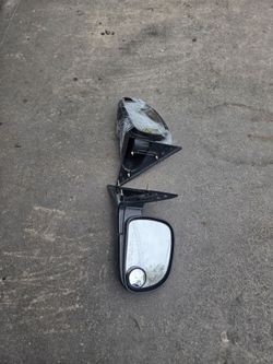 Mirror chevy s10