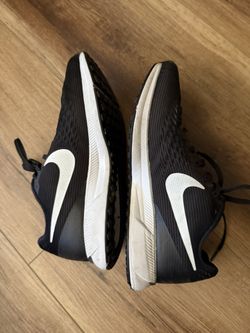 Nike. Women’s 9, Almost New! Blk