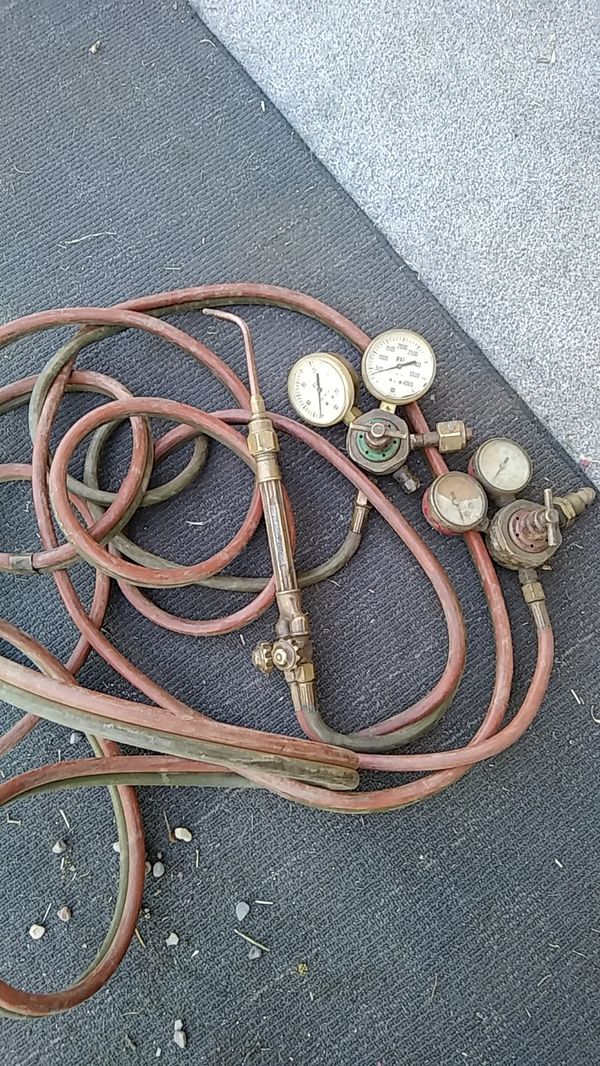 Settling an oxygen torch tip and gauges for Sale in Phoenix, AZ OfferUp