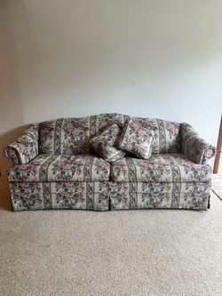Couch, chair & lamp Matching