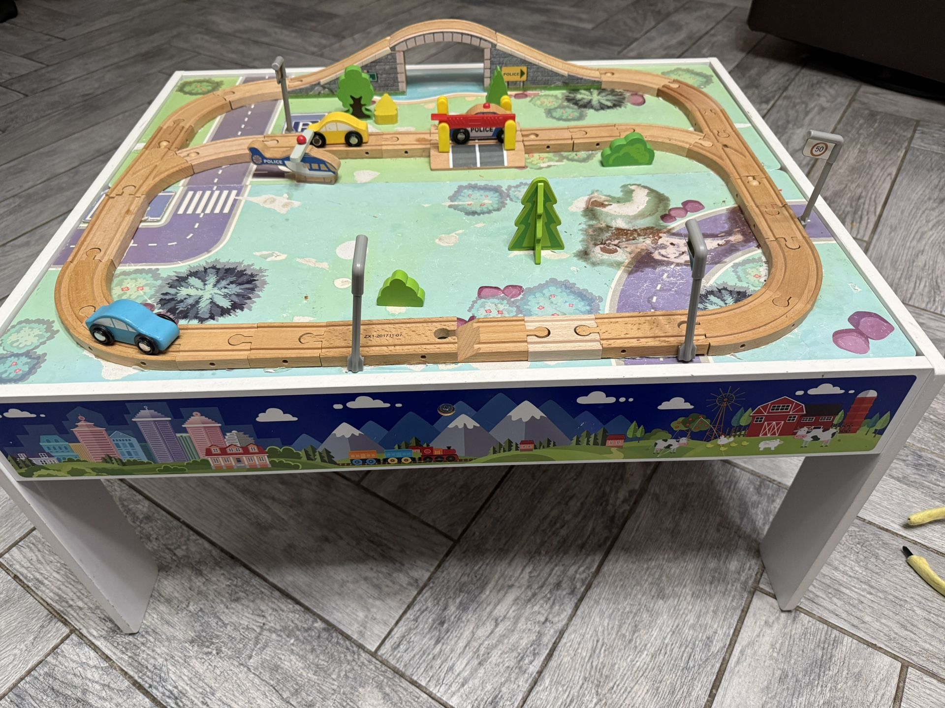 Kids Play Table
