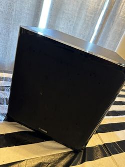 Yamaha Self Powered Subwoofer 
