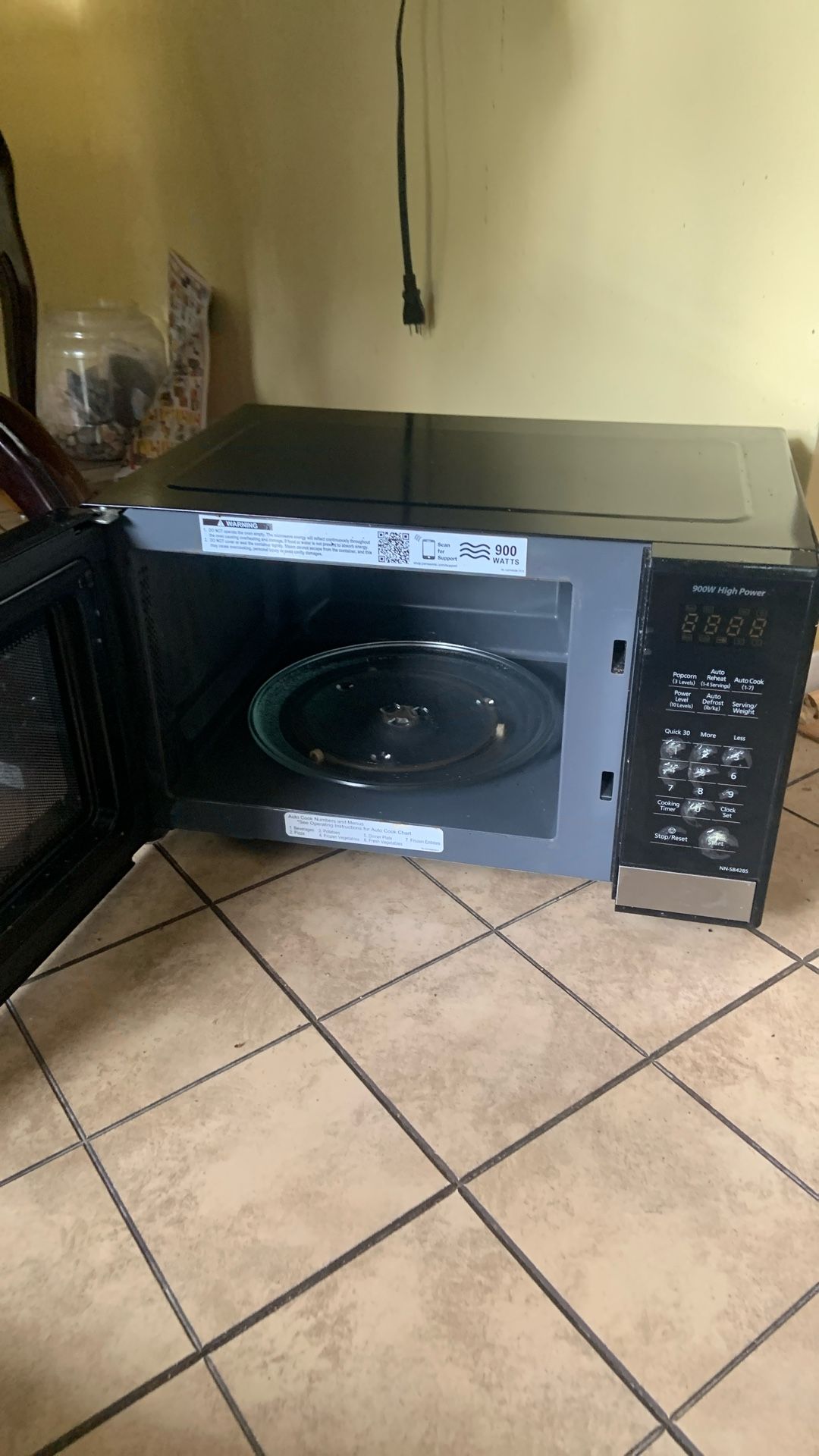 Panasonic. 900w high power microwave