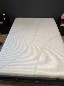 Tempur-Pedic TEMPUR-Adapt Medium Queen + Ease Adjustable Base