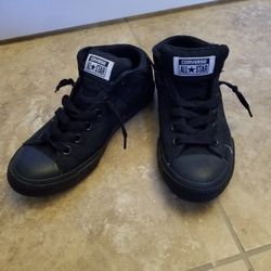 Converse Size 5 $10 Firm
