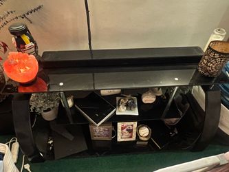 Black glass Tv stand