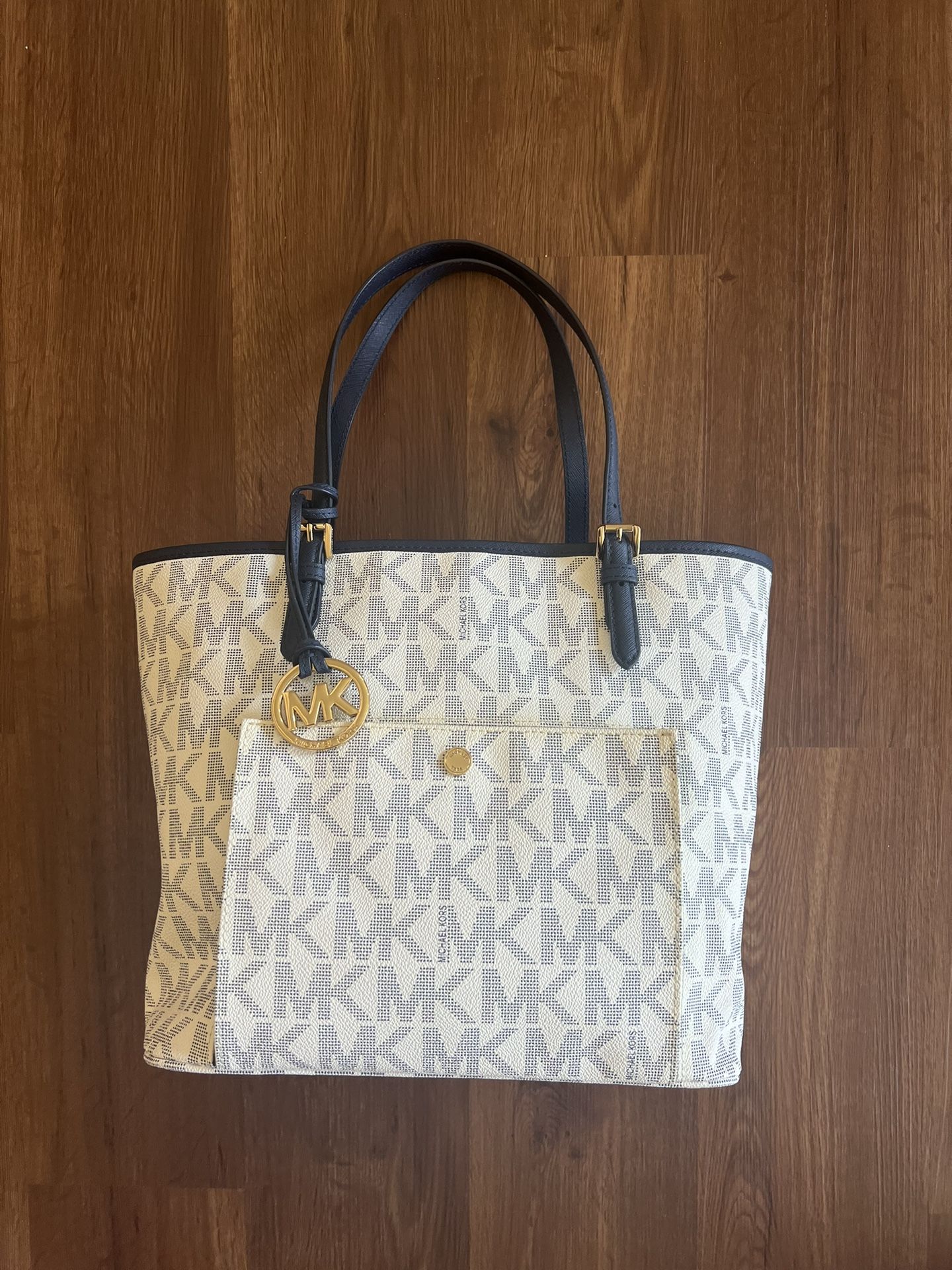 Michael Kors Tote Bag Very lightly used