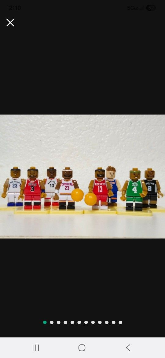 (8) 2017 SERIES 1. OYO SPORTS NBA LEGO FIGURES LOT