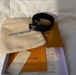 High Quality Bracelet