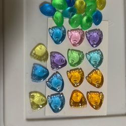 Mini Poly Fish And Mini Clam Shells $.50