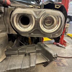 Dodge Challenger Headlights 