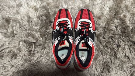 Used Men’s Nike Vomero 5 Size 14