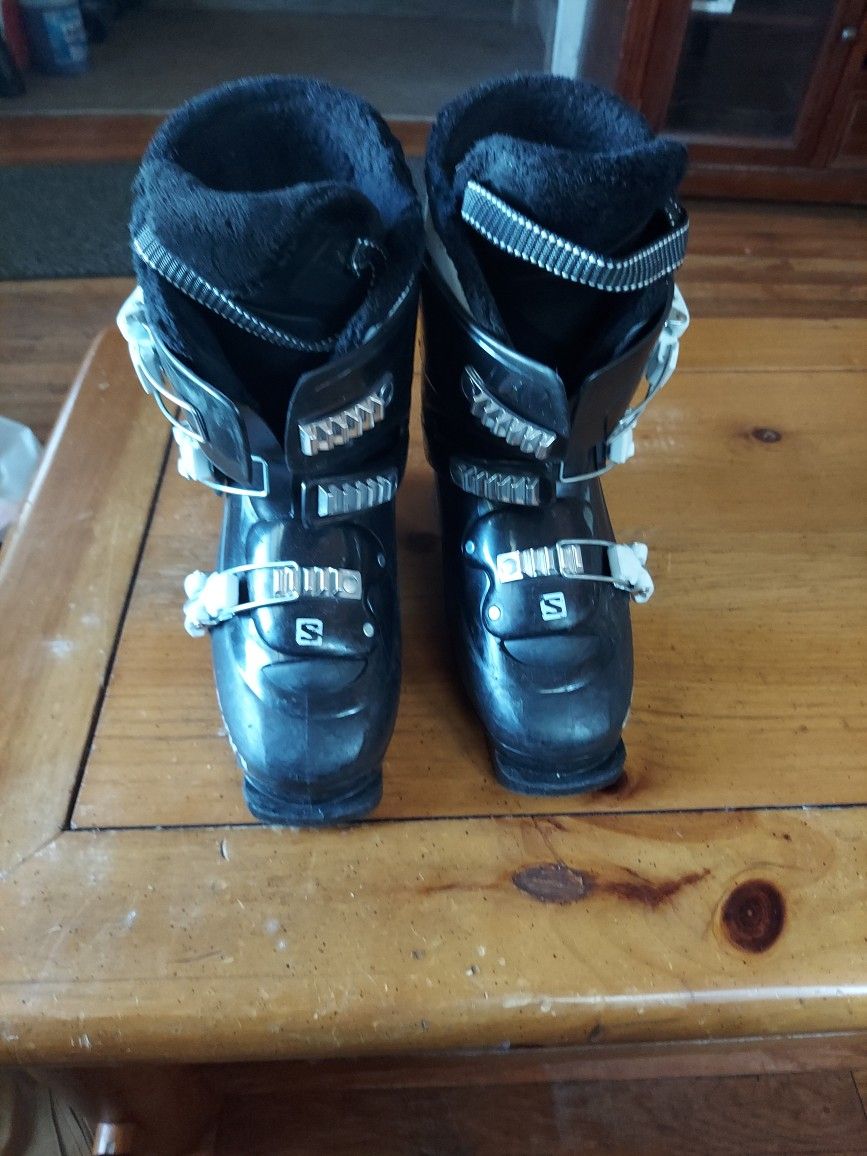 Salomon Ski Boots