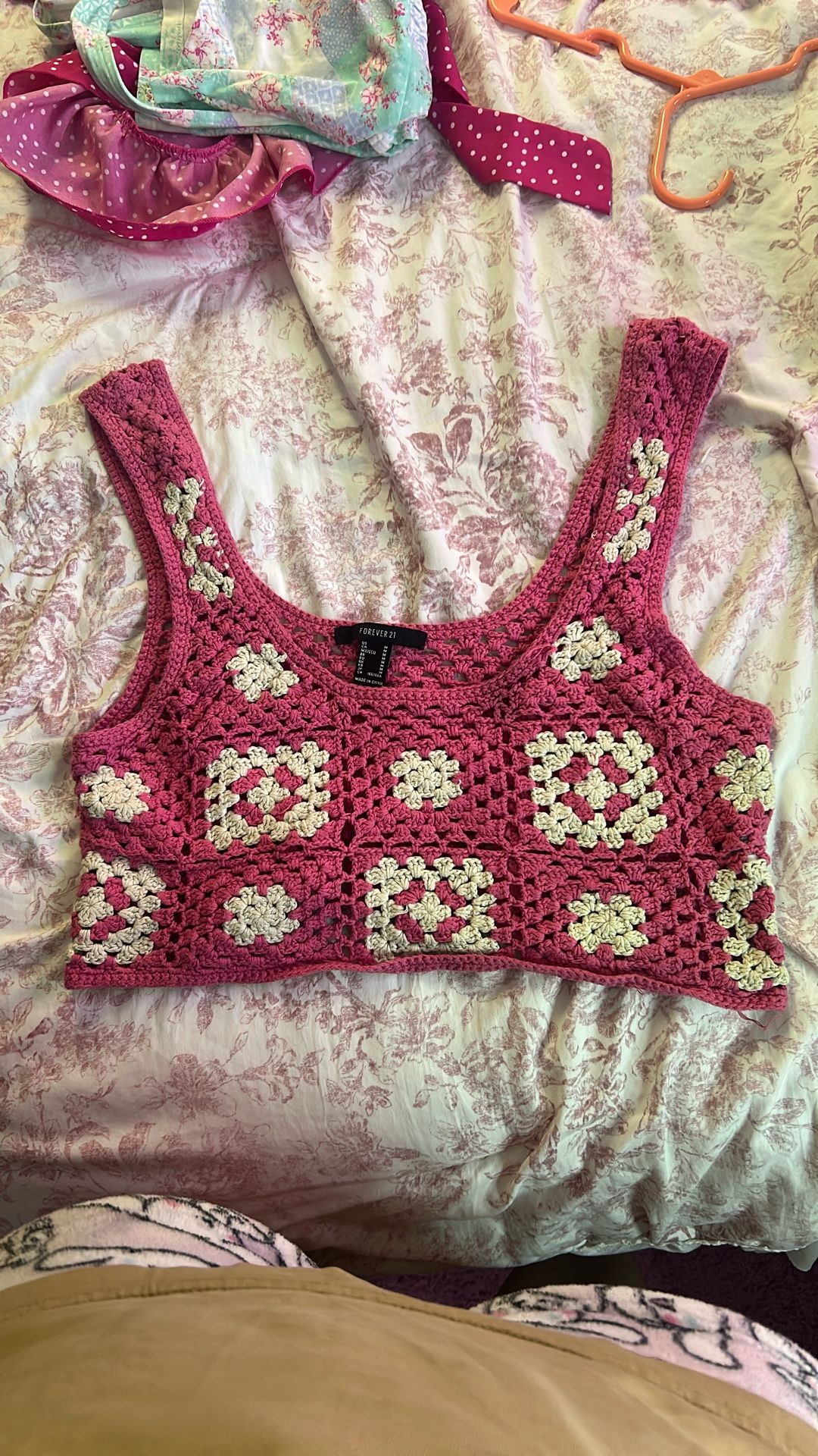 Forever 21 crochet crop top 