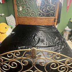 Queen Bed Frame Wood And Metal. New Albany, In