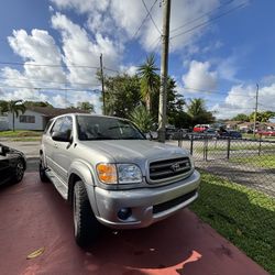 2003 Toyota Sequoias 
