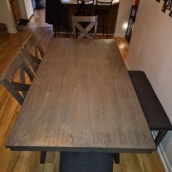 Dining Room Table 