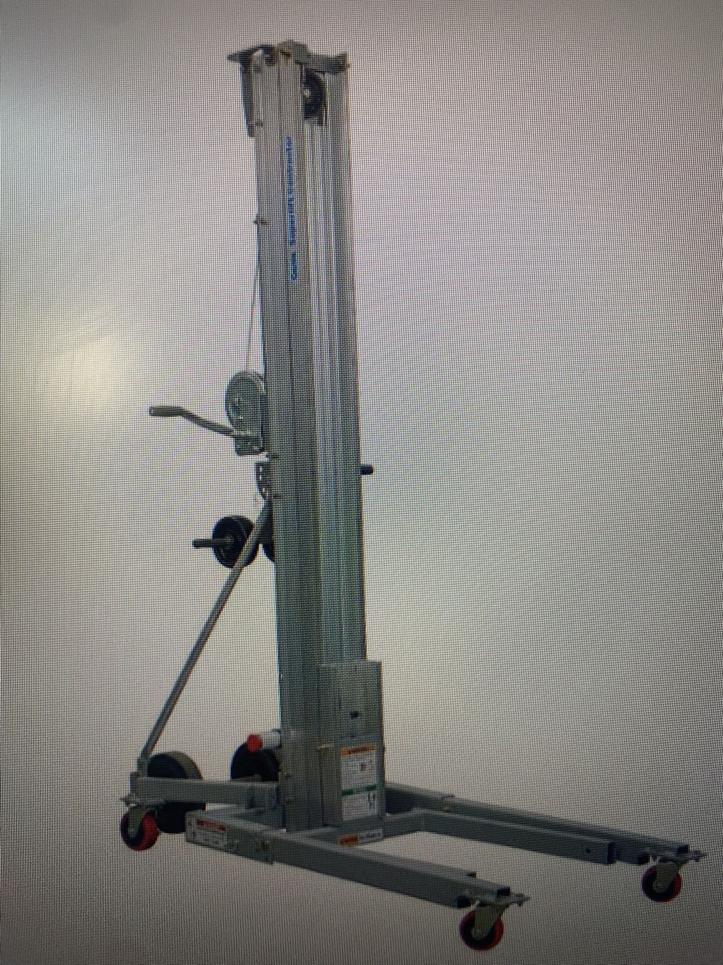12 ft genie lift new