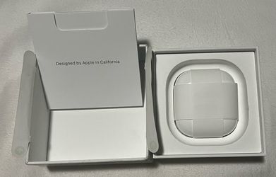 Apple AirPods 4