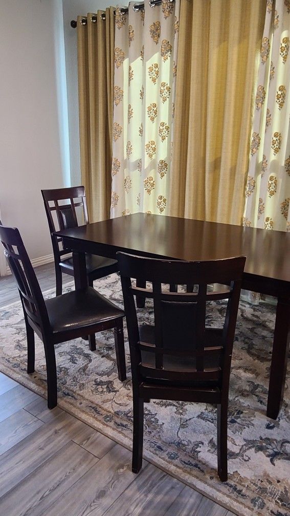Dining Table With Chairs