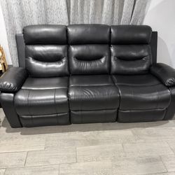 Set Of Three  sofas Reclining