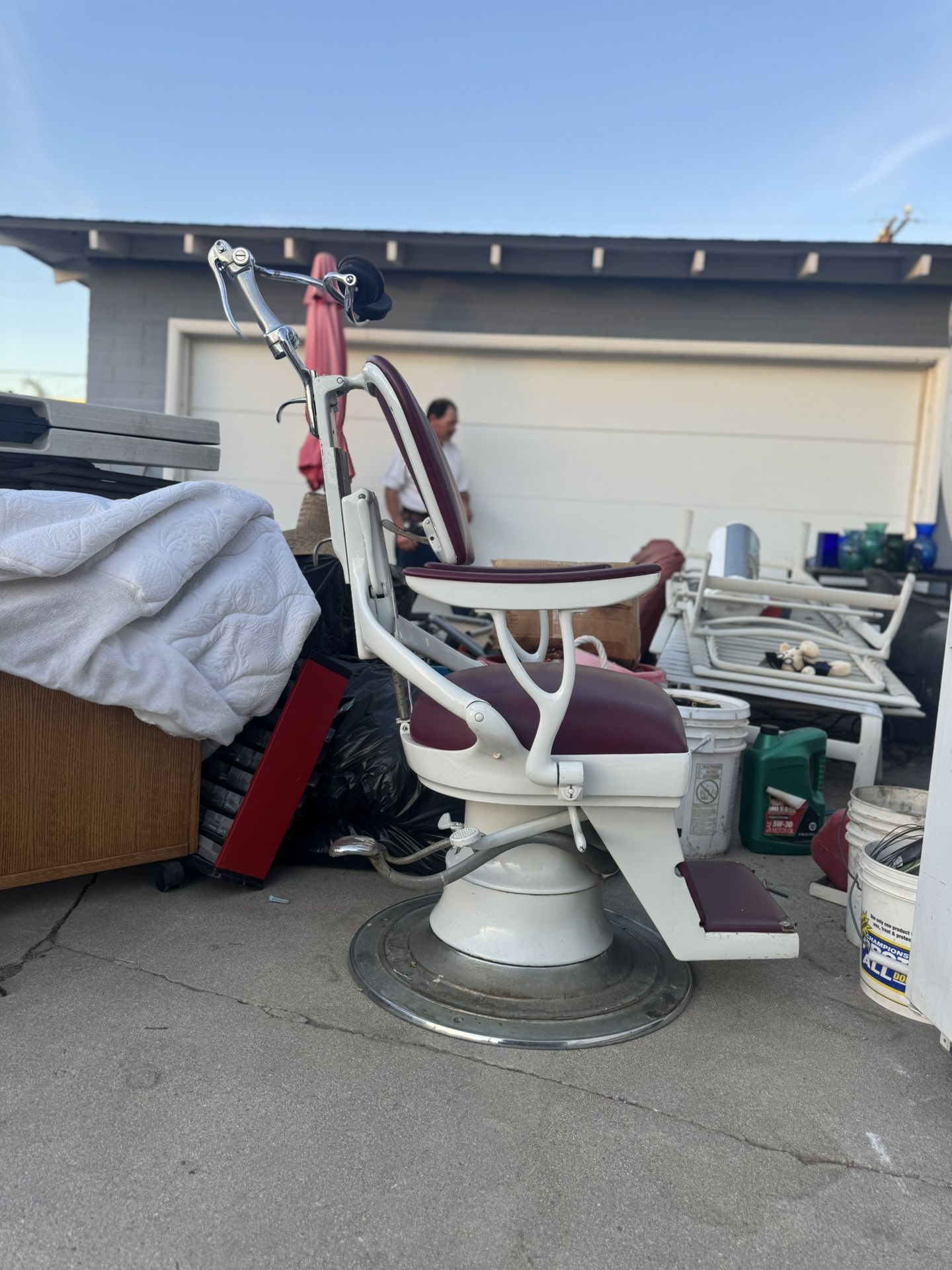 Dental Hygienist Vintage Hydraulic Chair / Barber Vintage Chair