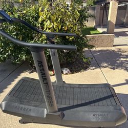 AssaultRunner Pro Curved Treadmill