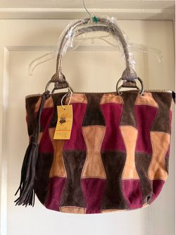 Chic chika purse in excellent condition