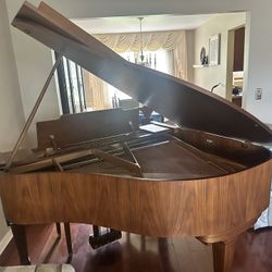 K. Kawai KG-10 Baby Grand Piano