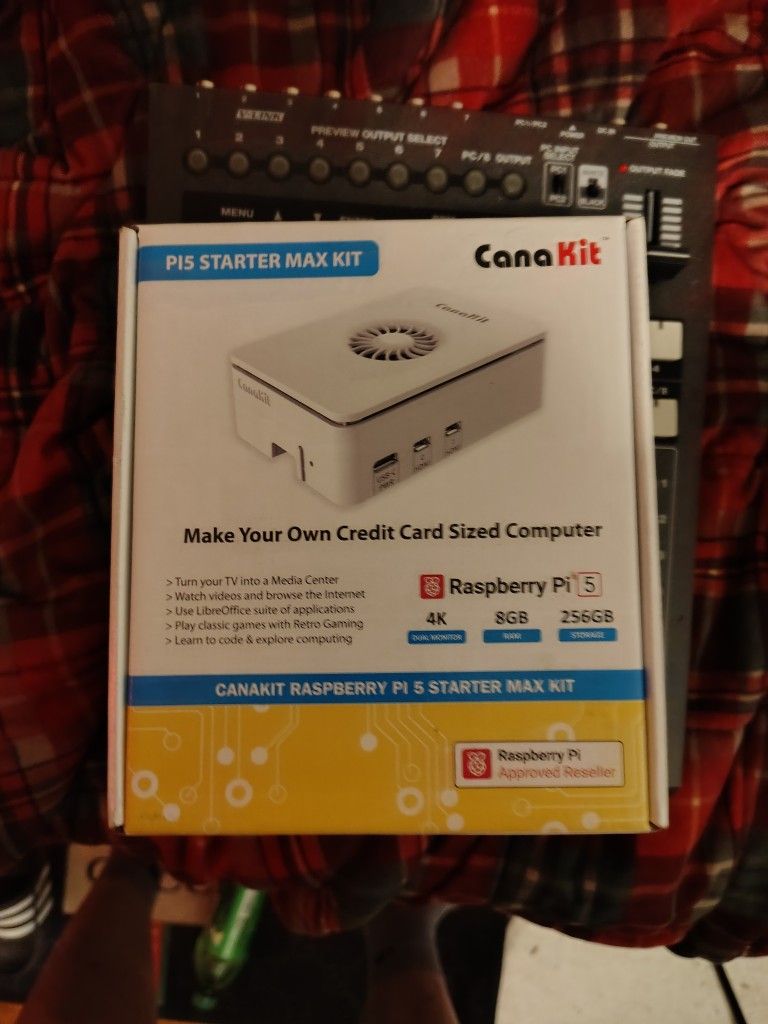 Raspberry Pi 5 Starter MAX Kit (8GB)