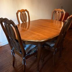 Table And Chairs Free Delivery 