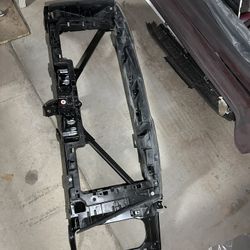 2016 Cadillac Escalade Core Support Parts