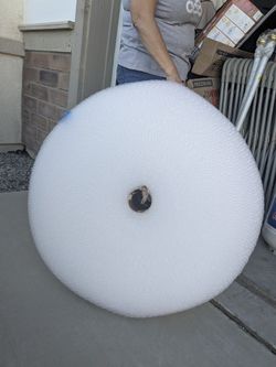 BUBBLE WRAP MEGA ROLL