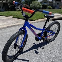 Specialized Riprock 20” kids bike