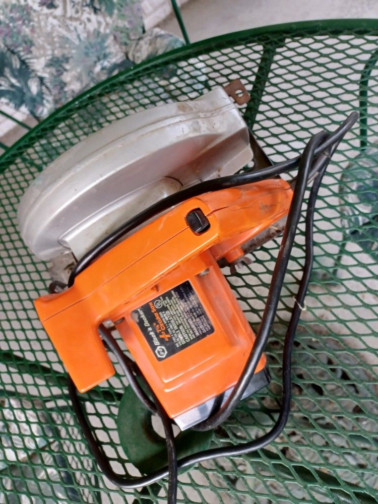 Black & Decker Circular Saw With Newer Dewalt Diamond Masonry Blade