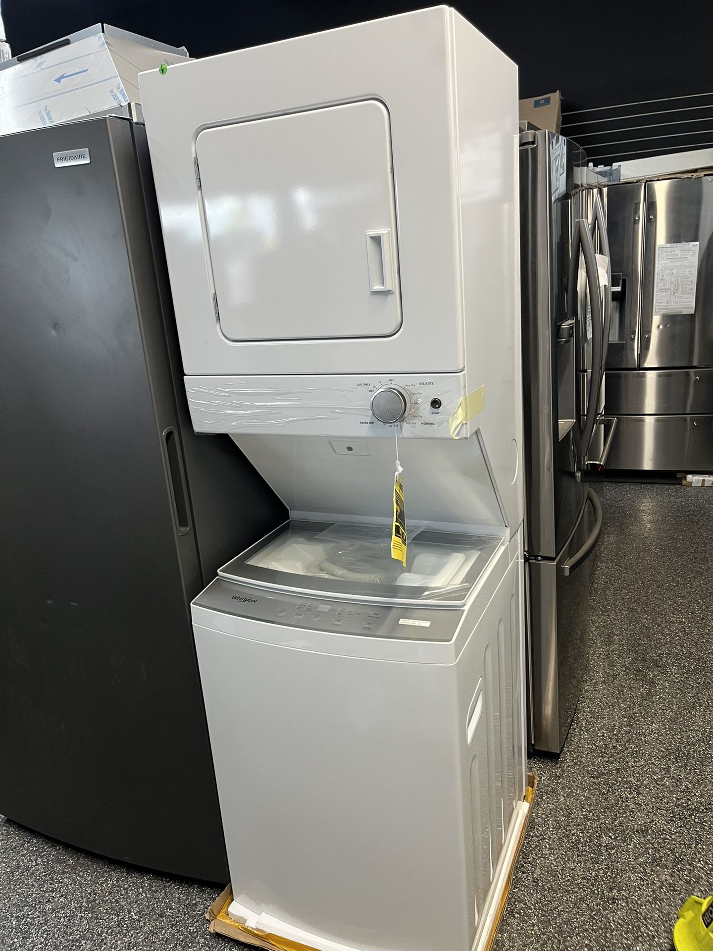 Whirlpool 24” Stackable Washer Dryer Electric Laundry Center New