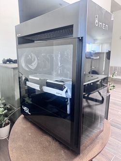 BRAND NEW OMEN MAX 45L – Ryzen 9 9800X3D + RX 9070 XT 16GB – 32GB DDR5