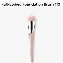FENTY BEAUTY 110 FOUNDATION BRUSH 