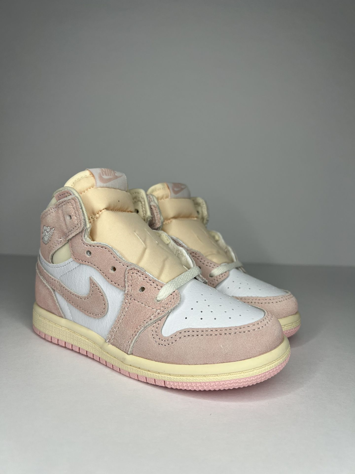 Jordan 1 Baby shoe 9C and 8C sizes 