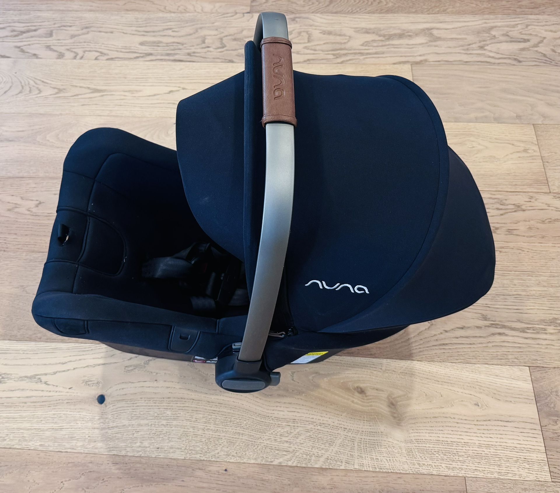 Nuna PIPA RX Infant Car Seat & Base- Excellent Condition  - $300