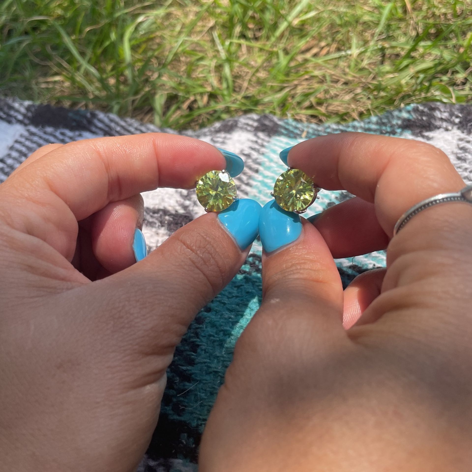 Silver Green Ear Rings 