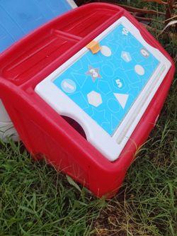 Outdoor toys storage box with lid $55