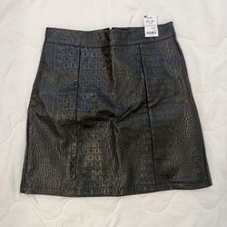 FAUX LEATHER MINI SKIRT Black
